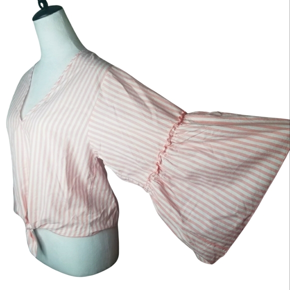 🦋Lavender Field Pinstripe Trumpet Sleeve Tie Front Top - Picture 2 of 6